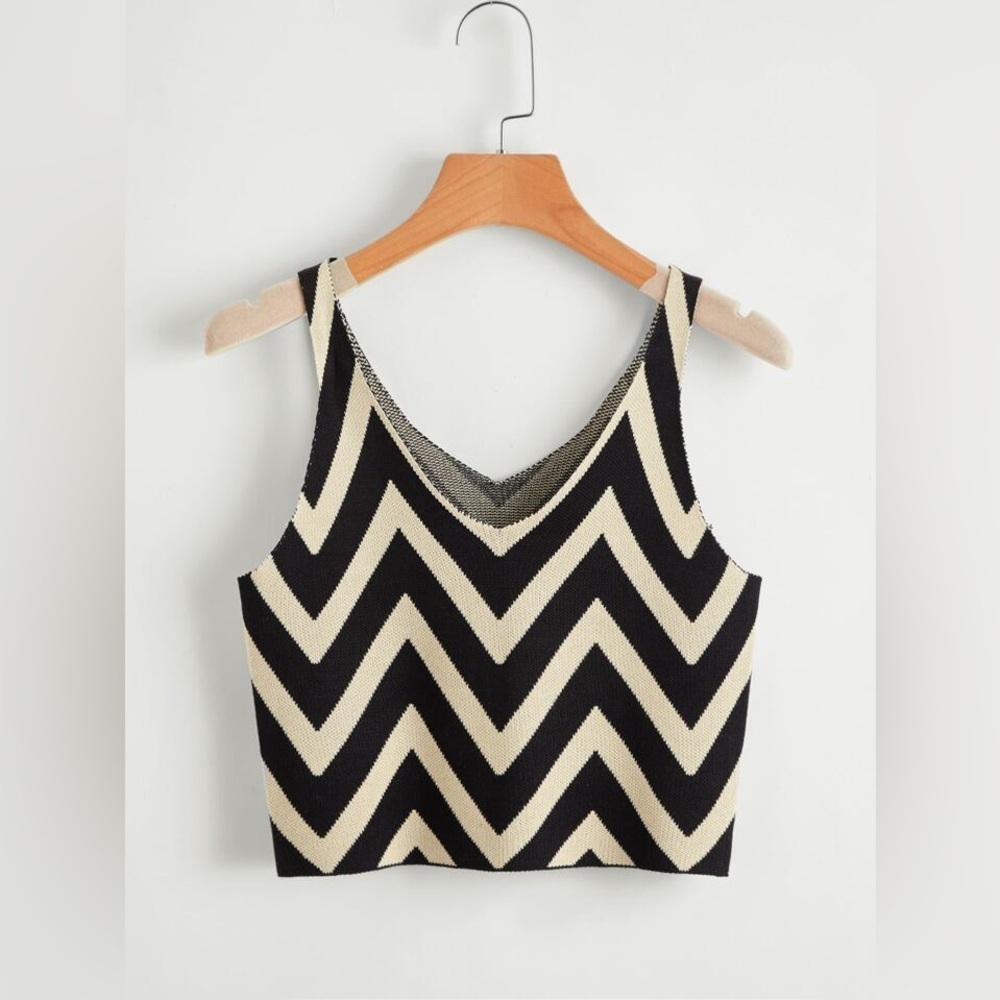 Black and Cream Sleeveless Chevron Style Crop Tank Top